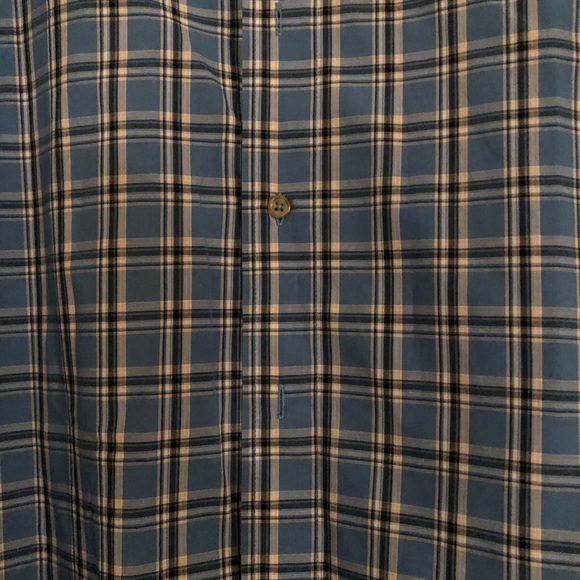 Wrangler wrinkle resistant shirt. - Picture 2 of 13